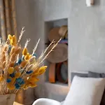 Camare 44 - Unique With Private Rooftop Vakantiehuis