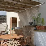 Camare 44 - Unique With Private Rooftop *