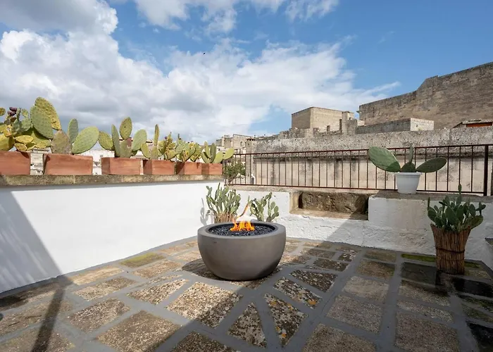 Camare 44 - Unique With Private Rooftop *