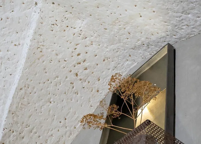 Camare 44 - Unique With Private Rooftop